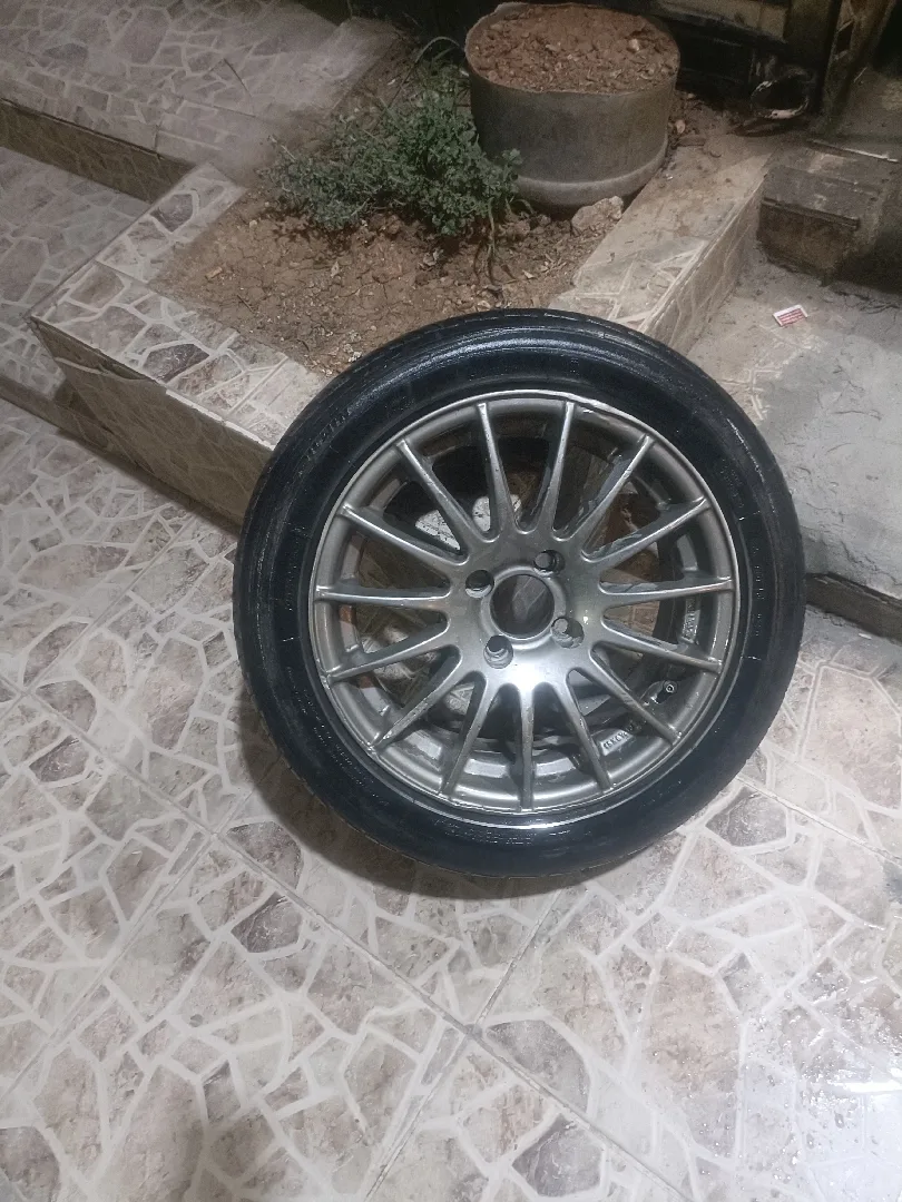 جنط ادفان ١٥ براغي قريب كوشوكو وكالة للبيع او البدل