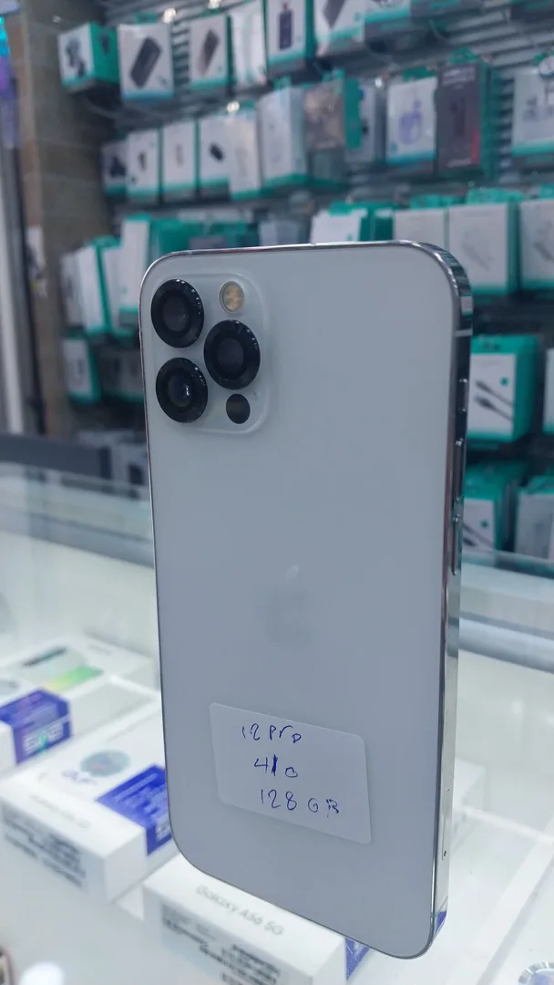 📌IPhone 12 pro  ايفون  (128) GBbattery %79🛢فقط 240 دينار 🔥جميع القطع اصليه