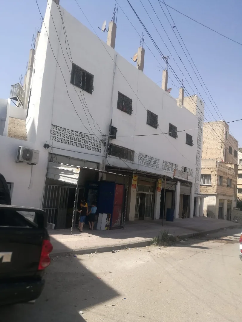 مجمع تجاري للبيع بمنطقه القويسمة