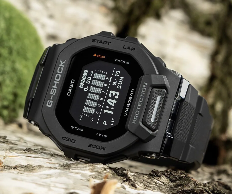 G-SHOCK GBD-200-1 (G-SQUAD)