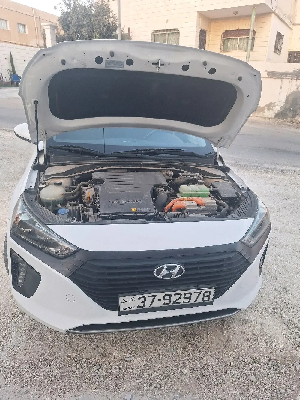 أيونيك للبيع