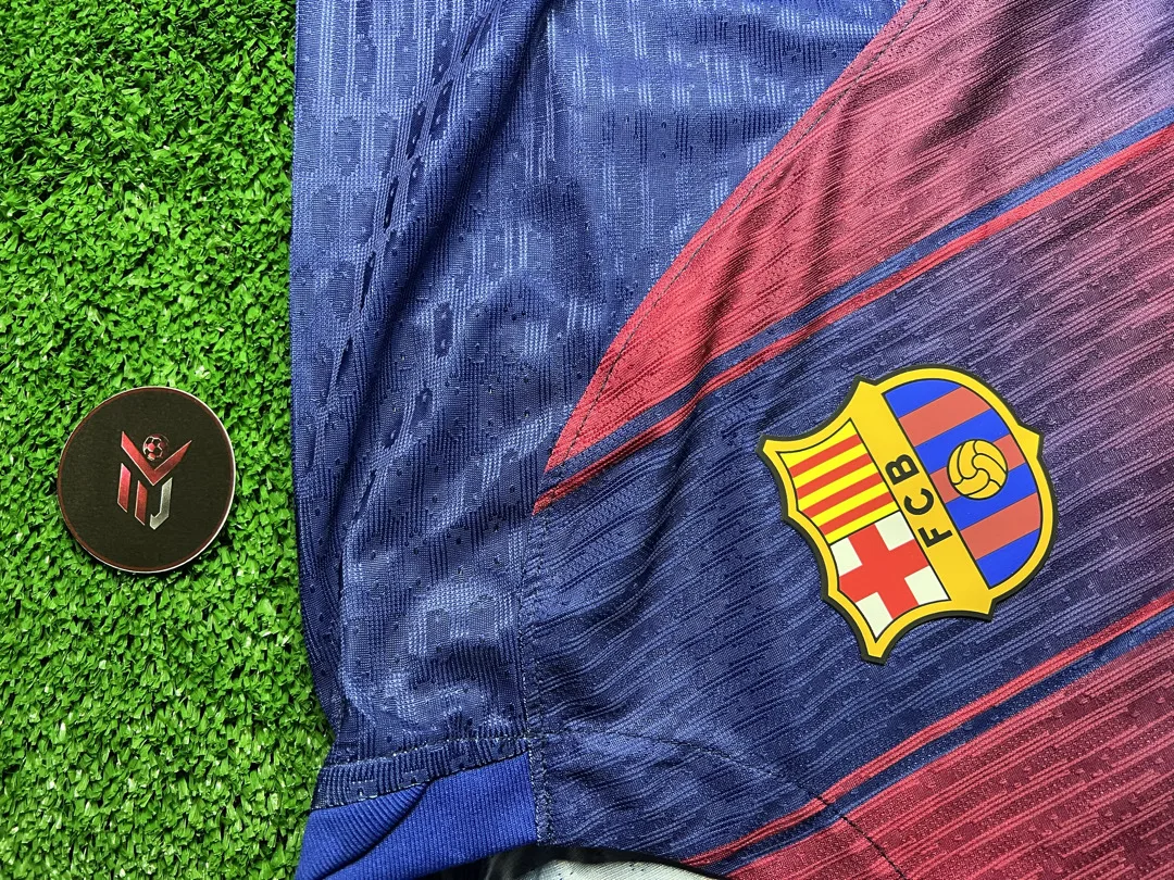 ⁨	⁨	تيشيرت  برشلونة 25/26 نسخة اللاعبين الاصلية 🔴🔵