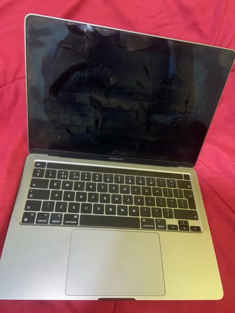 macbook pro 2022