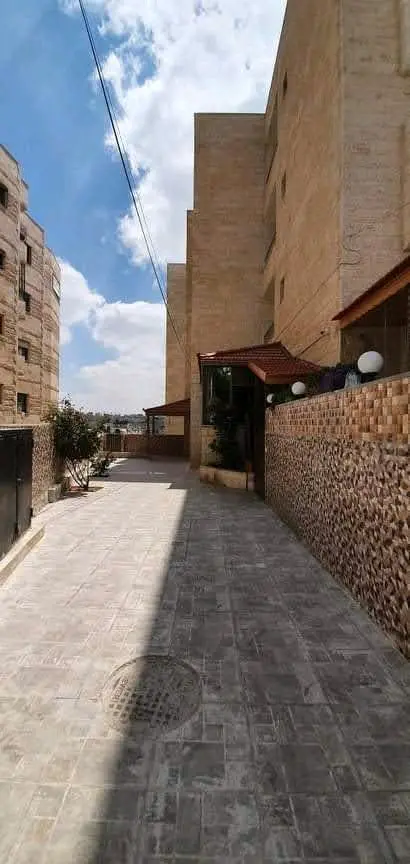 شقة للبيع