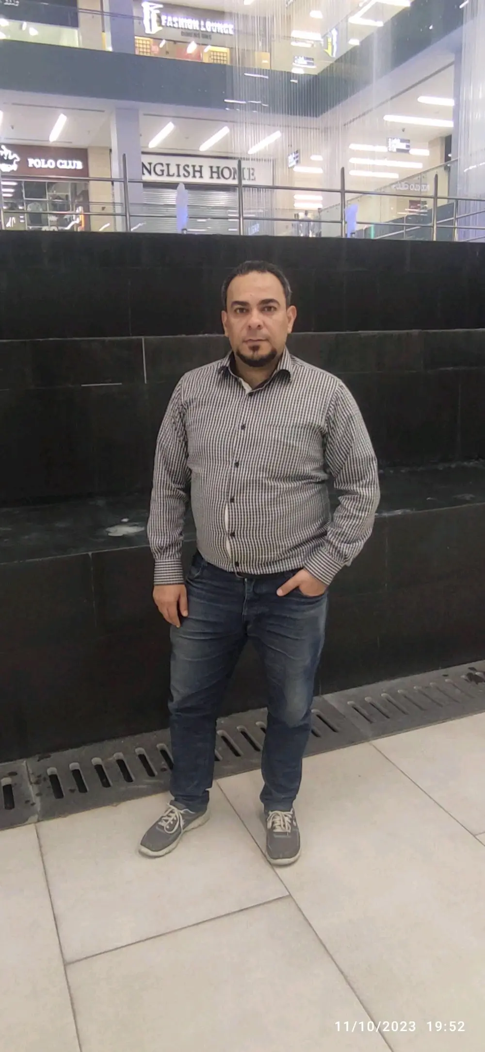ممرض قانوني خبرة طويلة