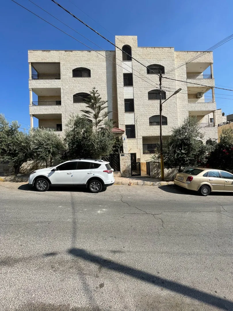 عمارة سكنية للبيع (ضاحية الحاج حسن)