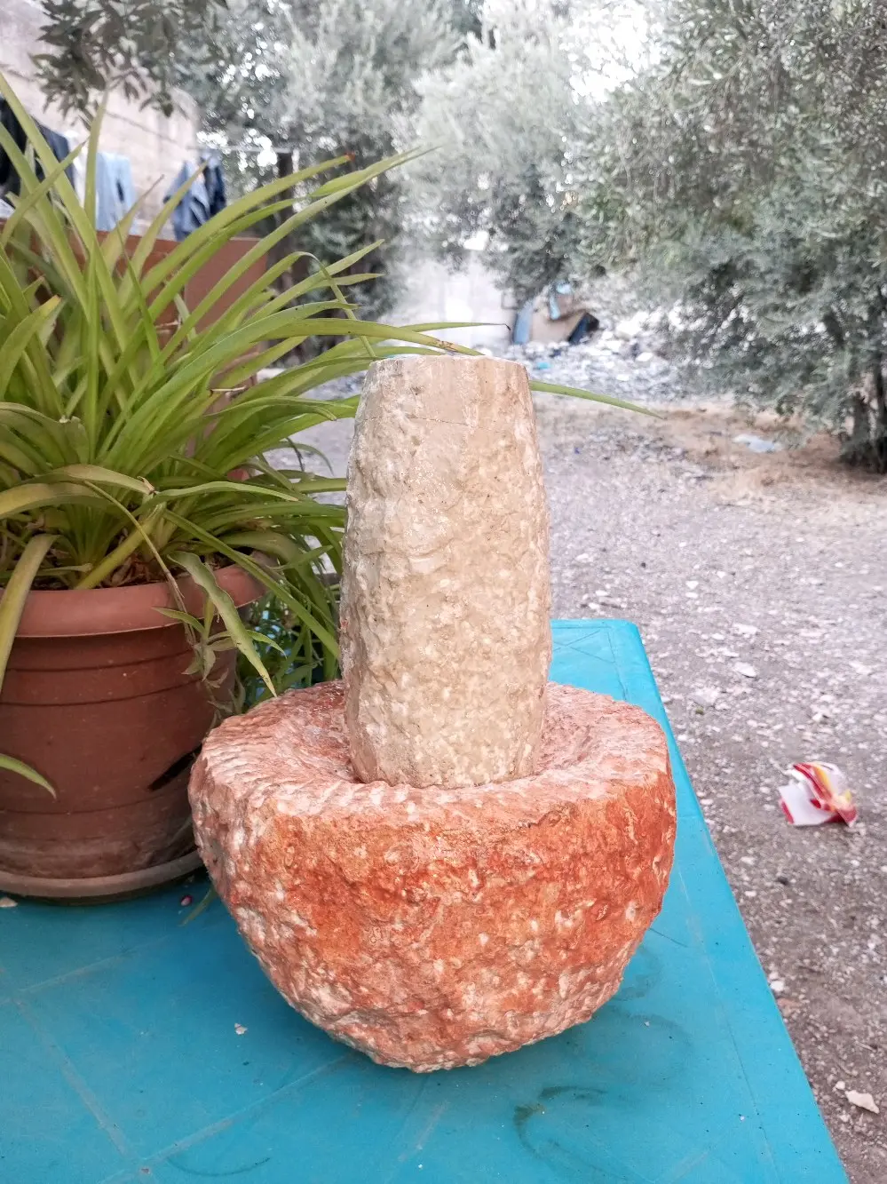 منحوتات حجرية