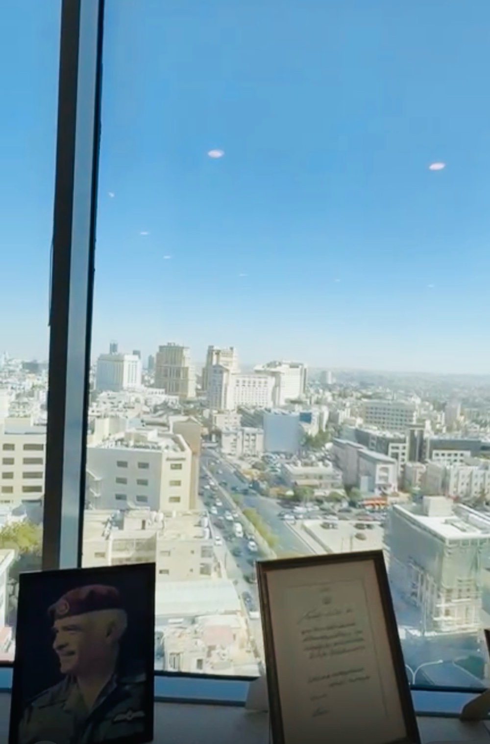 مكتب طابقي في اميز ابراج عمان الغربية