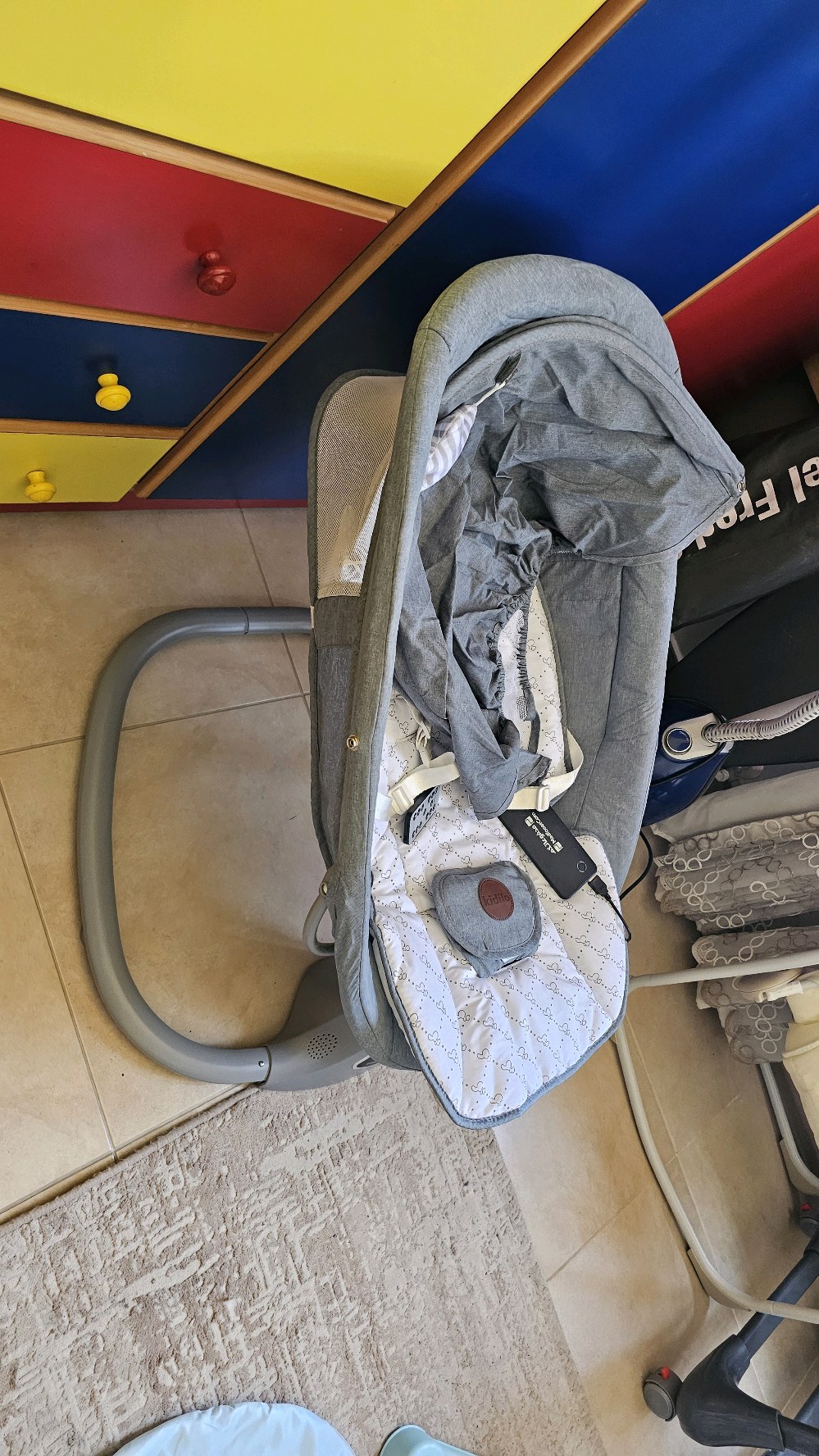 كرسي بيبي هزاز